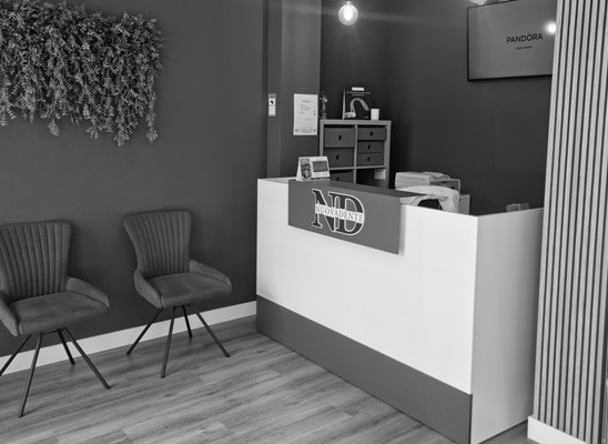 Dentista nuovadente mostrador